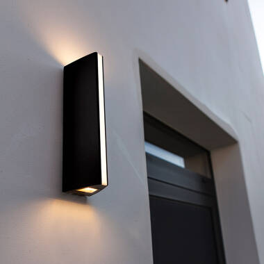 Image of Lutec Leo LED Outdoor Flush Wall Light