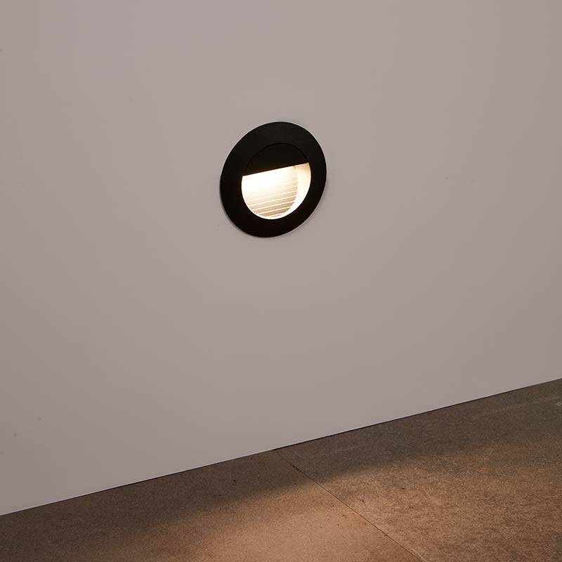 Image of Edit Lyons LED Recessed Outdoor Wall Light