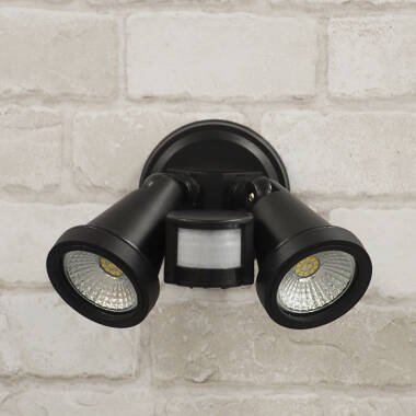 Image of Searchlight 6W 1125Lm Cool White LED IP44 Floodlight with PIR Sensor