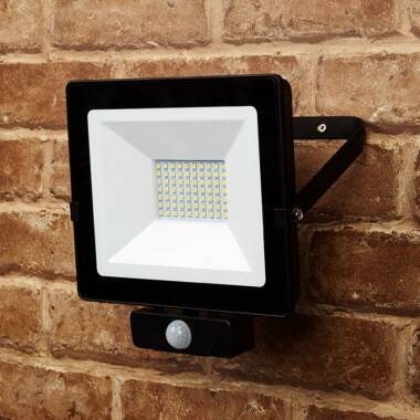 Image of Envirolight Eco 50W 4000Lm Cool White LED IP54 Floodlight with PIR Movement Sensor