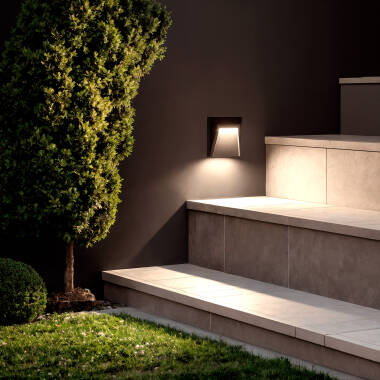Image of Edit Clover Warm White LED Outdoor Wall Light