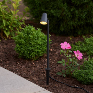 Image of EasyFit Core 12v Garden Lights - Thistle LED Outdoor Garden Stake Spotlight Kit - 6 Lights