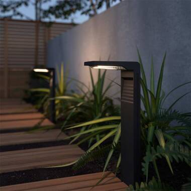 Suri Oakham Solar LED Outdoor Bollard Light